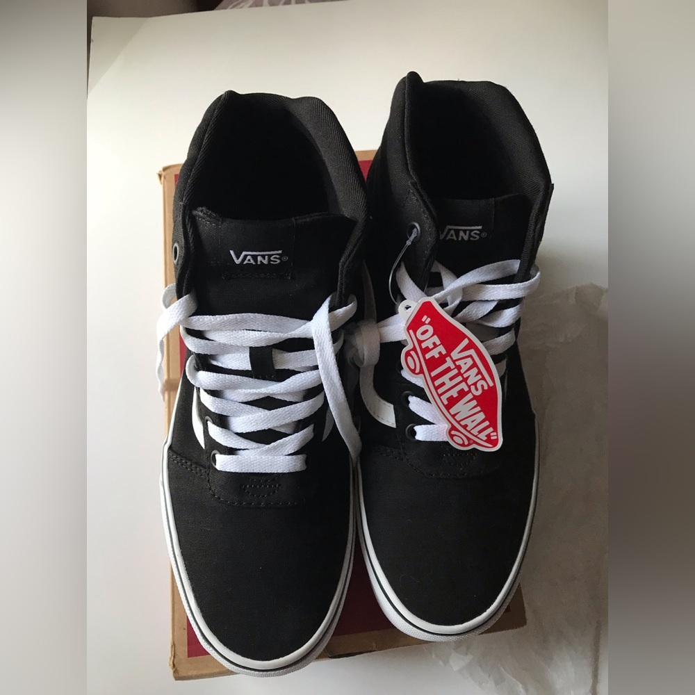 Vans High Top Sneaker